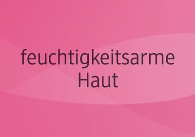 Der Text „feuchtigkeitsarme Haut“ auf einem blauen Hintergrund
