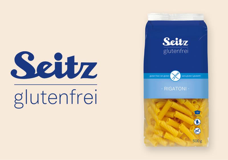 Eine Packung glutenfreie Rigatoni von Seitz mit blauem Etikett und der Aufschrift „glutenfrei“ sowie „500 g“