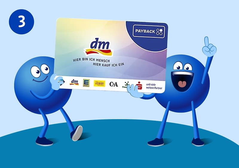Zwei blaue, kugelförmige Figuren halten eine dm-Payback-Karte, die Aufschrift lautet „Hier bin ich Mensch, hier kauf ich ein“