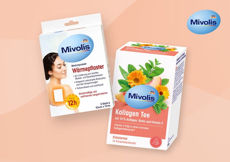 Zwei Mivolis-Produkte vor einem hellen Hintergrund, links eine Verpackung für Wärmepflaster mit der Aufschrift „Wärmepflaster, 12h, 3 Stück, 13 x 10 cm“ und rechts eine Verpackung für Kollagen Tee mit der Aufschrift „Kollagen Tee mit 10 % Kollagen, Biotin und Vitamin C, Kräutertee, 14 Portionsbeutel“ sowie das Mivolis-Logo oben rechts