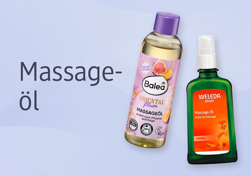 Zwei Massageöl-Flaschen nebeneinander. Links eine Balea-Flasche mit der Aufschrift „Oriental Flower Massageöl“ und rechts eine grüne Weleda-Flasche mit der Aufschrift „Massage Öl Arnica“. Links daneben steht der Text „Massageöl“