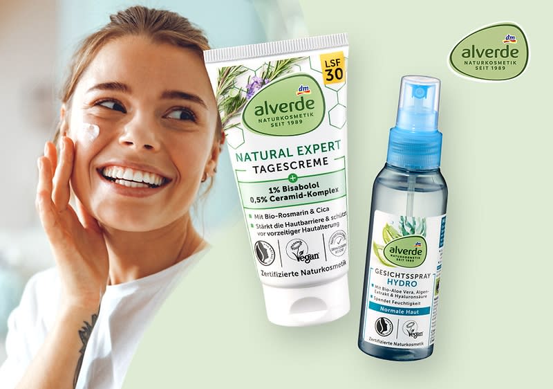 Eine Tube alverde Natural Expert Tagescreme mit LSF 30 und ein alverde Gesichtsspray Hydro sind nebeneinander abgebildet. Beide Produkte tragen das alverde-Logo und zeigen pflanzliche Motive auf der Verpackung.
