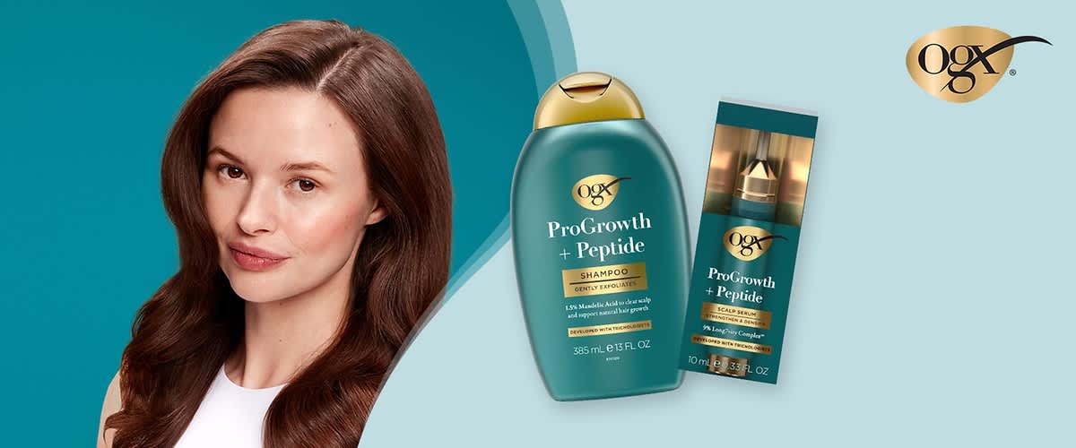Eine Shampoo-Flasche und eine Verpackung von OGX ProGrowth + Peptide sind abgebildet. Die Flasche ist türkis mit einem goldenen Deckel und trägt die Aufschrift „ProGrowth + Peptide Shampoo“. Die Verpackung zeigt ein ähnliches Design mit der Aufschrift „ProGrowth + Peptide 3-in-1 Hair Complex“. Oben rechts ist das Logo von OGX zu sehen.