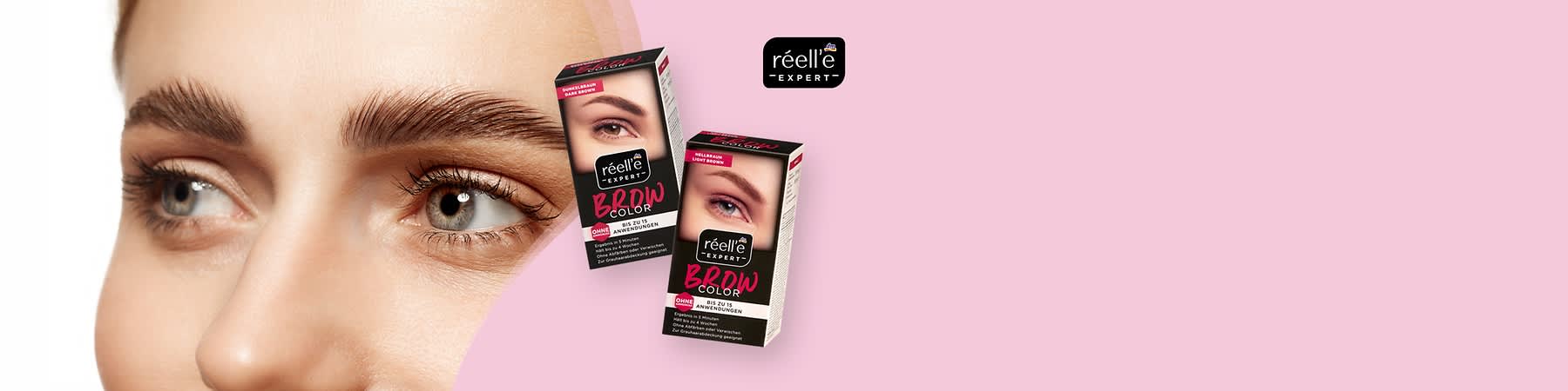 Nahaufnahme eines geöffneten Auges mit gepflegter Augenbraue links und rechts zwei Packungen der Marke „réellé EXPERT“ Brow Color in schwarz-pinken Verpackungen mit der Aufschrift „Brow Color“ und Produktabbildung einer Augenbraue, oben rechts das Markenlogo „réellé EXPERT“