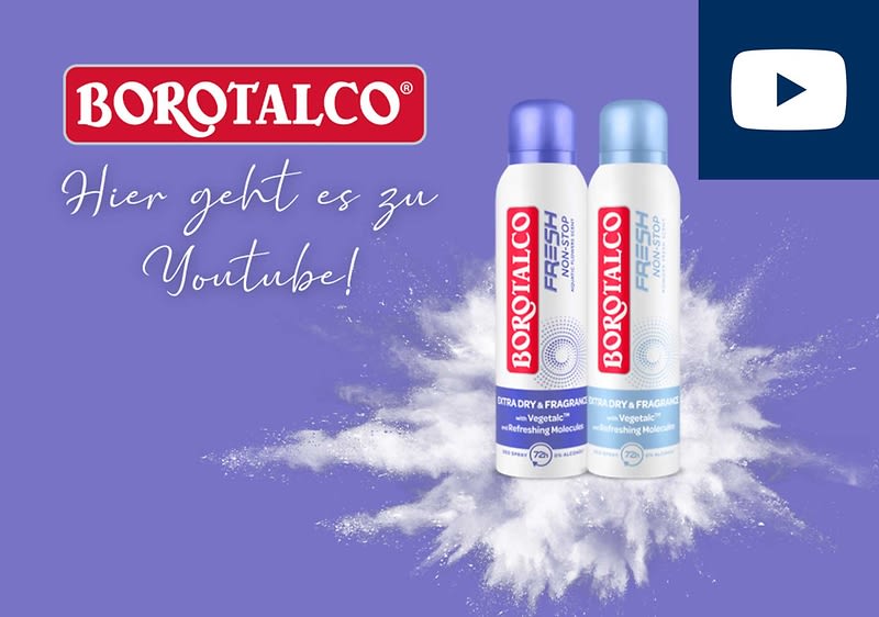 Zwei Borotalco Deosprays in weißen Dosen mit blauem und violettem Deckel stehen vor violettem Hintergrund, links oben das rote Borotalco-Logo und darunter in weißer Schreibschrift der Text „Hier geht es zu Youtube!“, rechts oben ein dunkles YouTube-Symbol, weiße Puderwolke hinter den Dosen