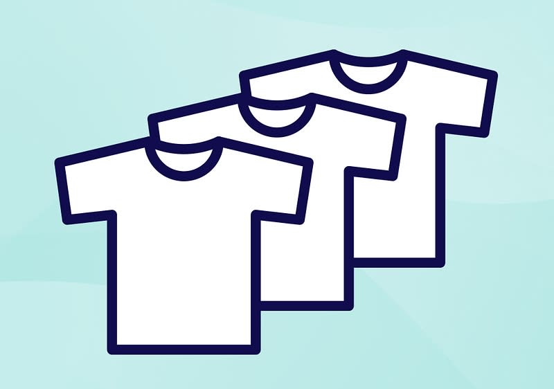 Drei stilisierte weiße T‑Shirts mit dunkelblauer Konturlinie, nebeneinander angeordnet vor helltürkisfarbenem Hintergrund
