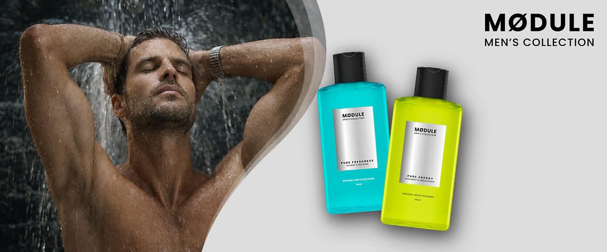 MØDULE Men’s Collection Produktbild mit zwei Duschgel-Flaschen, eine türkisfarbene mit der Aufschrift „Pure Freshness“ und eine orangefarbene mit der Aufschrift „Pure Sensations“, rechts ein halbkreisförmiger Bildausschnitt eines Mannes unter der Dusche mit unkenntlich gemachtem Gesicht