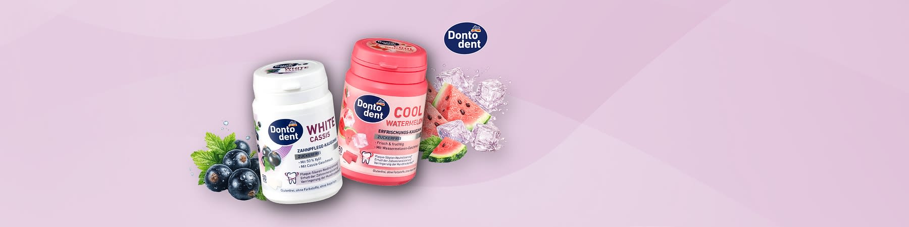 Zwei Donodent Kaugummidosen nebeneinander, links weiße Dose mit Aufschrift „White Cassis“ und schwarzen Johannisbeeren, rechts rosa Dose mit Aufschrift „Cool Watermelon“ und Melonenstücken, rechts oben Donodent-Logo