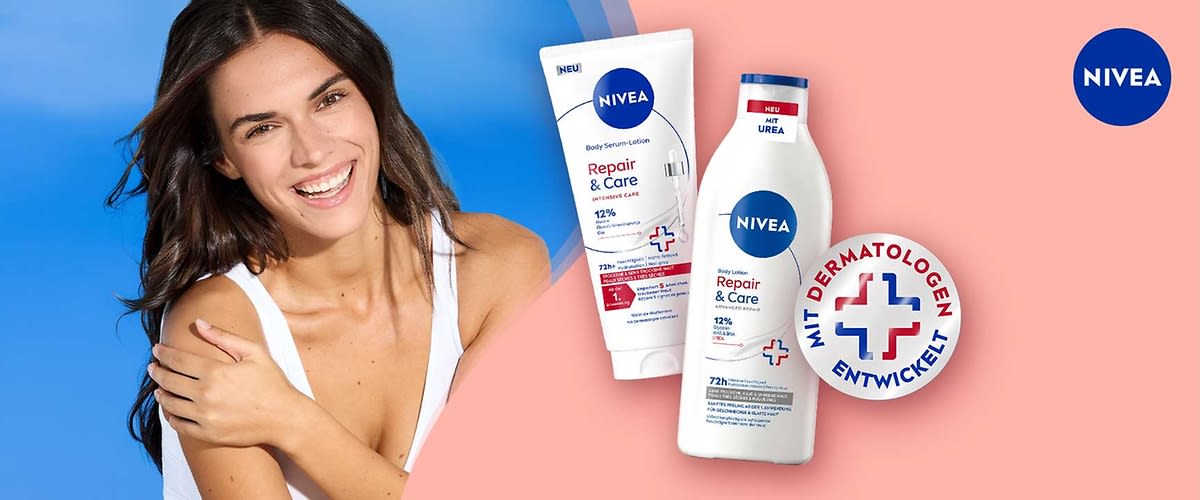 Zwei NIVEA-Produktverpackungen für „Repair & Care“ Body Lotion auf rosa Hintergrund, links eine Tube, rechts eine Flasche mit blauem NIVEA-Logo und Text „Repair & Care“, dazu rundes Symbol mit rotem Kreuz und Schrift „MIT DERMATOLOGEN ENTWICKELT“
