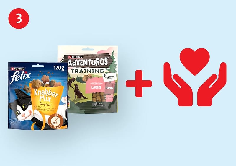 Zwei Katzenfutterbeutel nebeneinander: links blaues Felix Knabber Mix 120 g, rechts Purina Adventuros Training Lachs, rechts daneben rotes Pluszeichen und rotes Symbol aus zwei geöffneten Händen mit Herz