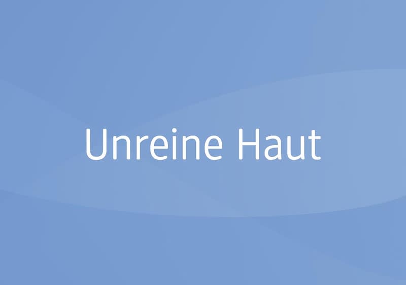 Hellblauer Hintergrund mit weißer zentrierter Schrift Unreine Haut