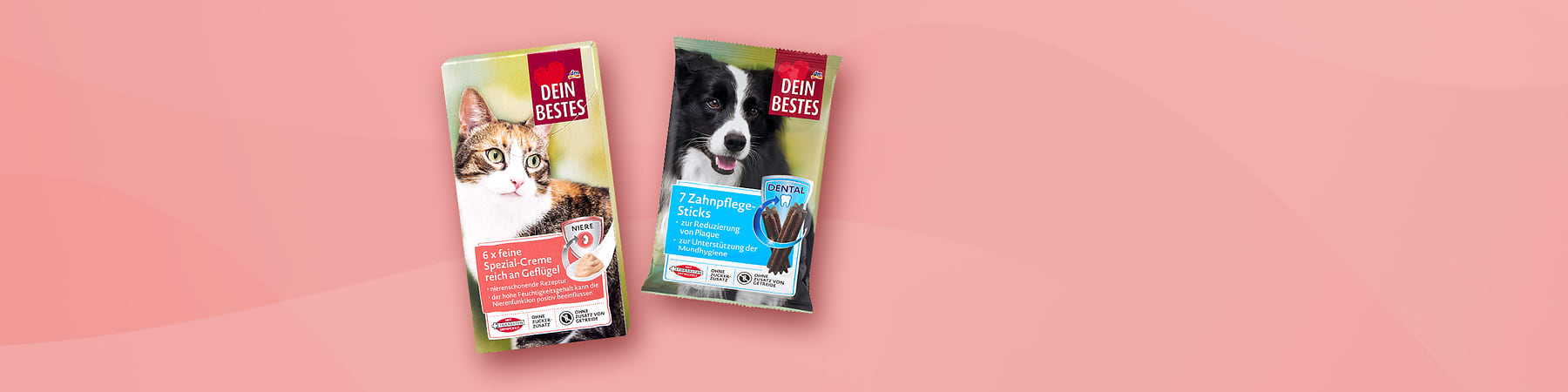 Zwei Produktverpackungen der Marke „Dein Bestes“: links eine rechteckige Katzenfutter-Schachtel mit Katzenbild und Schriftzug „6 x feine Spezial-Creme reich an Geflügel“ sowie Hinweis „Niere“, rechts eine Tüte Hundesnack mit Hunde-Bild und Aufdruck „7 Zahnpflege-Sticks“ und blauem Zahn-Symbol. Bild mithilfe von KI erstellt