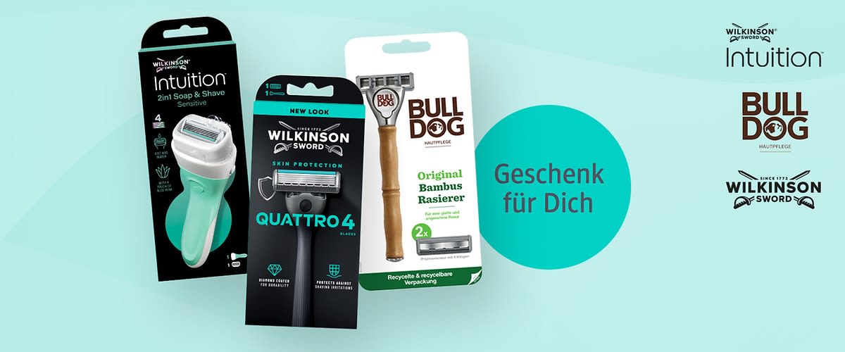 Drei Rasiererpackungen vor türkisem Hintergrund: links eine grün-weiße Wilkinson Intuition Einweg- bzw. Klingen-Box mit Griffabbildung, Mitte eine schwarze Wilkinson Quattro4 Austauschklingen-Verpackung, rechts eine weiße Verpackung mit braunem Holzgriff-Rasierer von Bulldog mit der Aufschrift „Original Bambus Rasierer“; oben rechts Markenlogos von Wilkinson, Intuition und Bulldog; in großer türkisfarbener Kreis der Text „Geschenk für Dich“