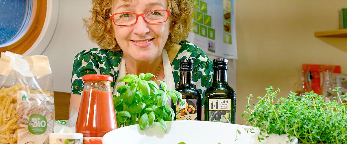 Nudeln mit Tomatensauce Kinder-Koch-Klub