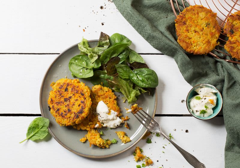Teaserbild Rezept Hirse-Kichererbsen-Puffer dmBio