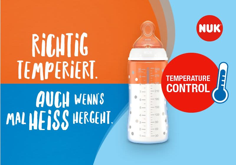 Ist die Milch zu heiß, wechselt die Skala auf der NUK First Choice+ Flasche die Farbe.