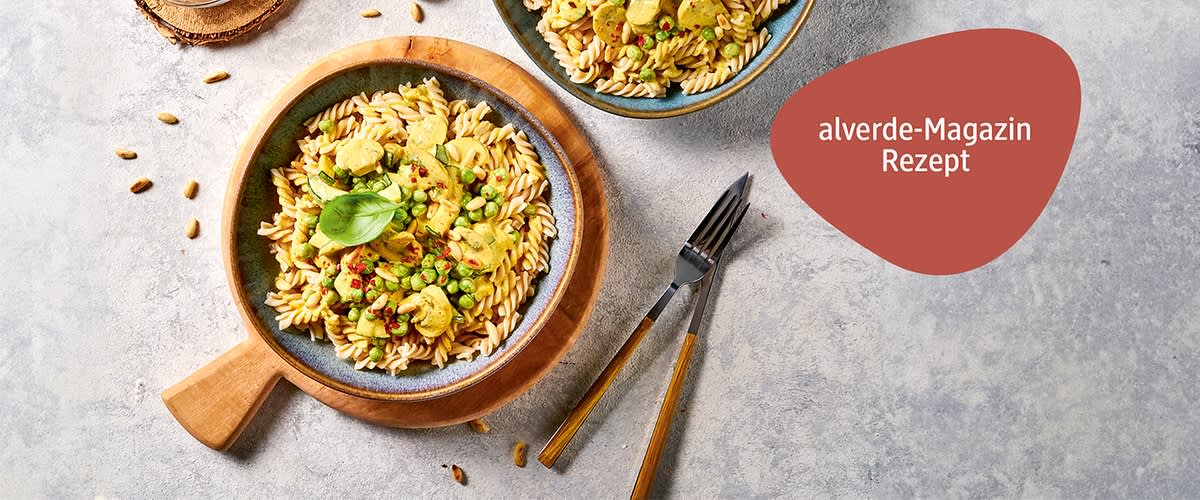 Curry-Pata mit Pinienkernen