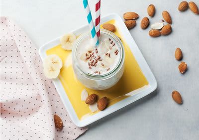 Mandel-Leinsamen-Smoothie