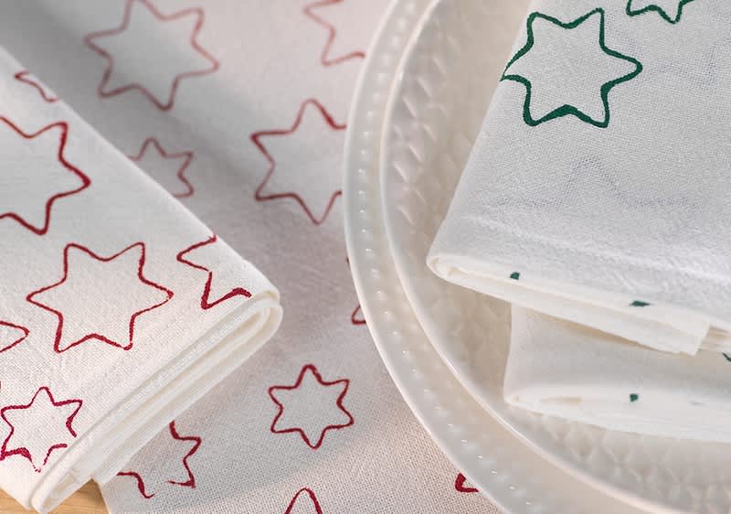 Servietten stempeln mit Keksausstechern Aufmacherbild