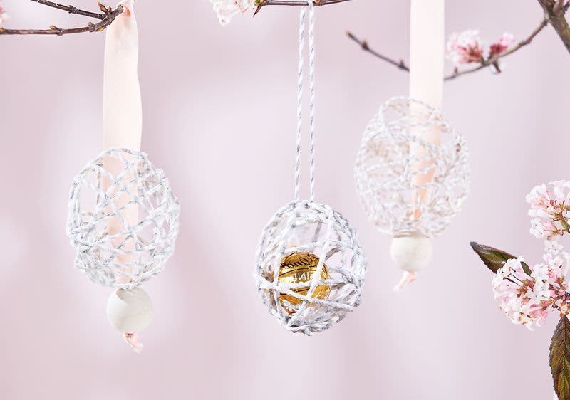 Kordel-Eier mit süßer Überraschung