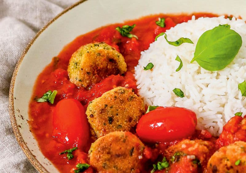Falafel mit Reis und Tomate