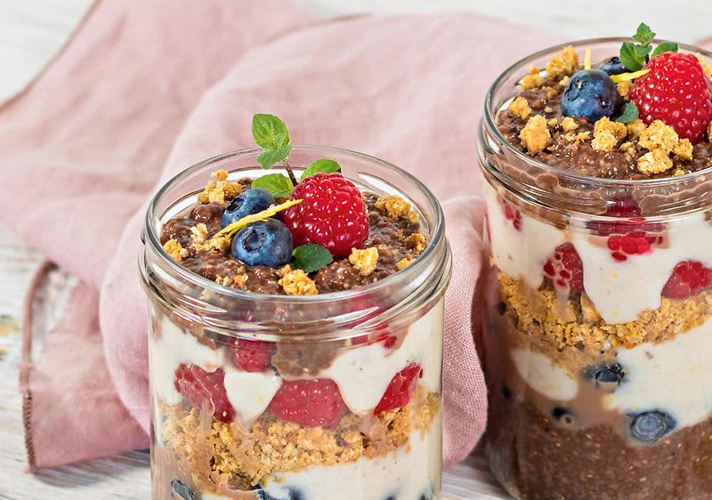 Beere-Dessert im Glas