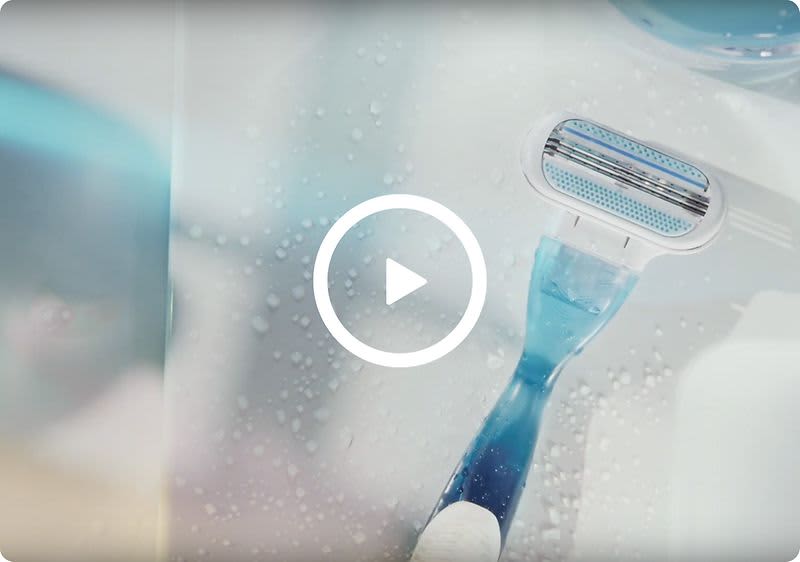 Die Vorteile des Gillette Venus Smooth Rasierers kannst Du in diesem Video bei YouTube sehen.