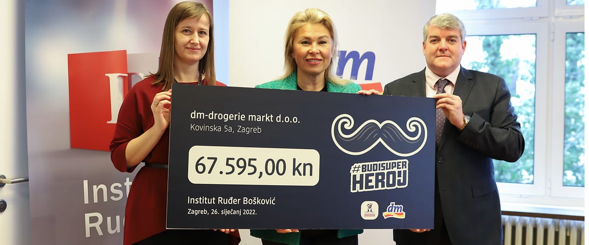 Donacija dm-a u iznosu od 67.595 kuna za nastavak istraživanja raka prostate