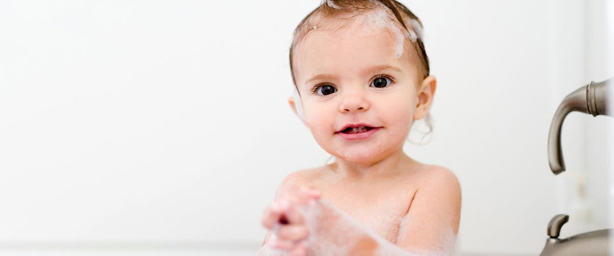 Kupanje beba i novorođenčadi 