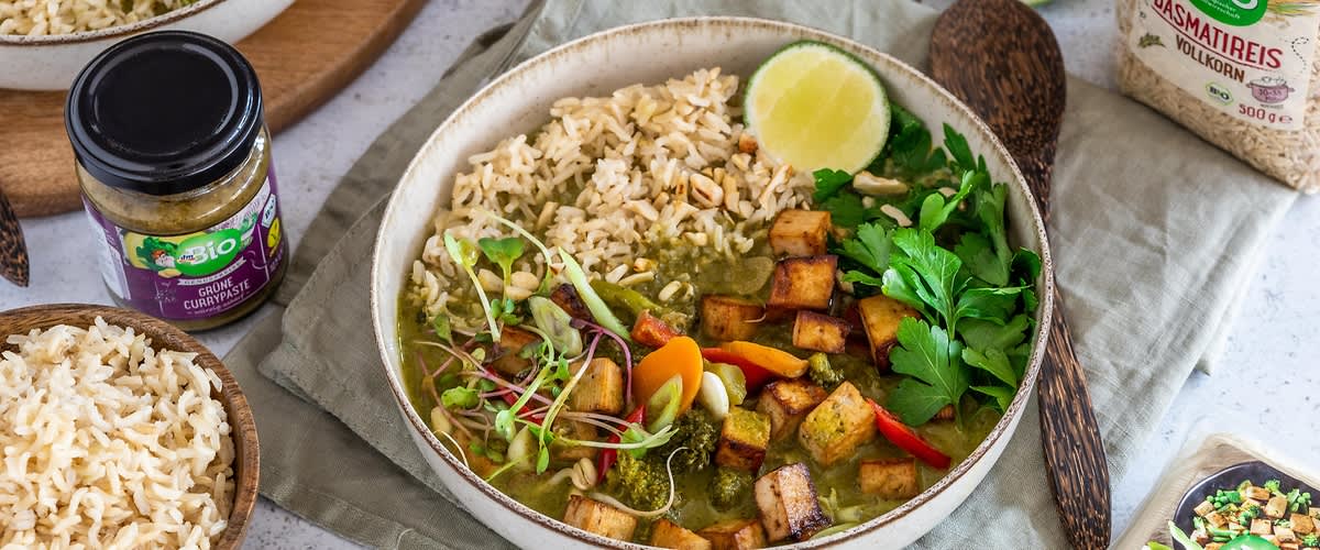 Zeleni curry s povrćem i tofuom