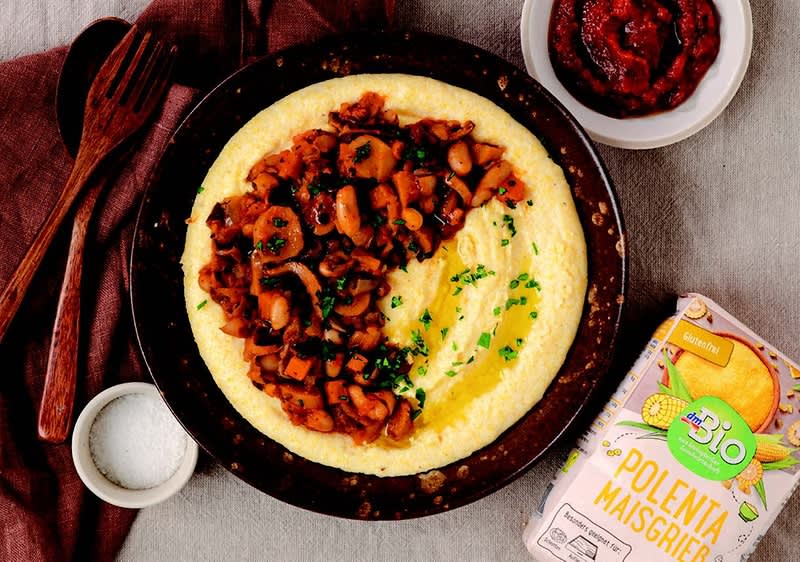 Palenta s raguom pd bukovača i bijelog graha