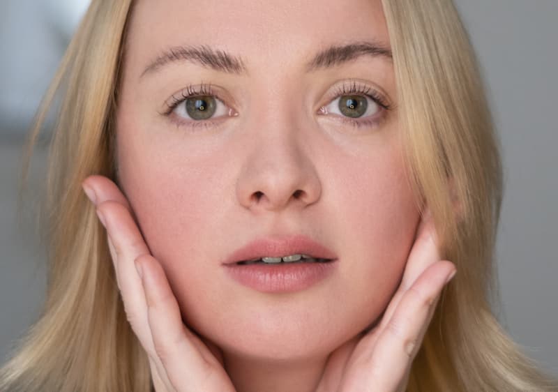 Cloud Skin efekt šminke