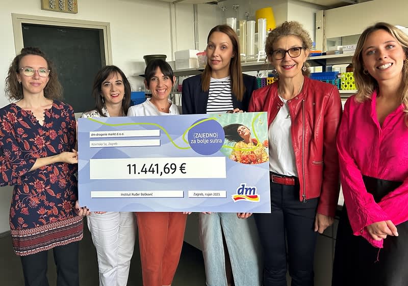 Primopredaja donacije Institut Ruđer Bošković