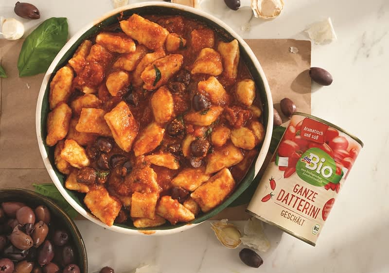 Njoki od krumpira u umaku od rajčice i maslina