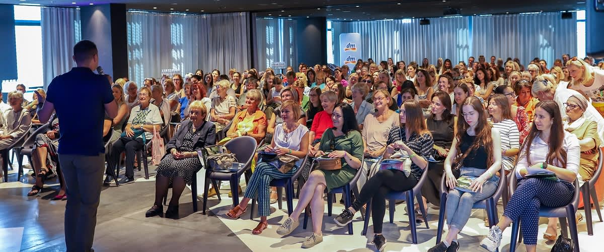 dm ženska konferencija