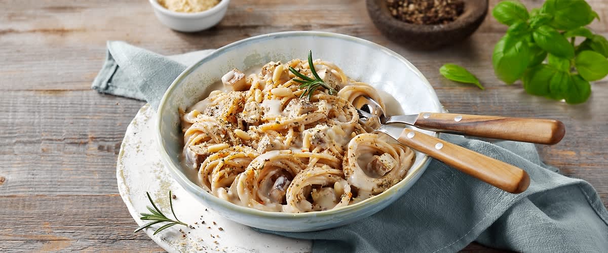 Veganska Pasta Alfredo