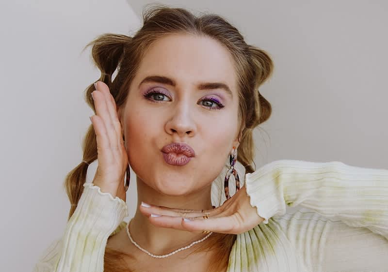 Festival Make-Up s rozim sjenilom za oči