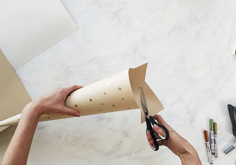 Rezanje viška papira