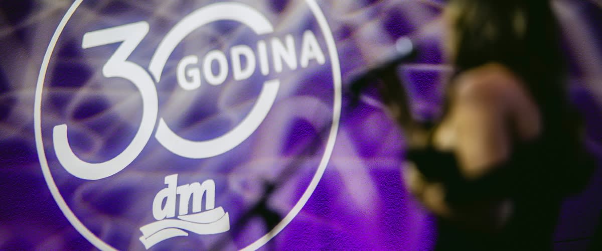 30 godina dm-a