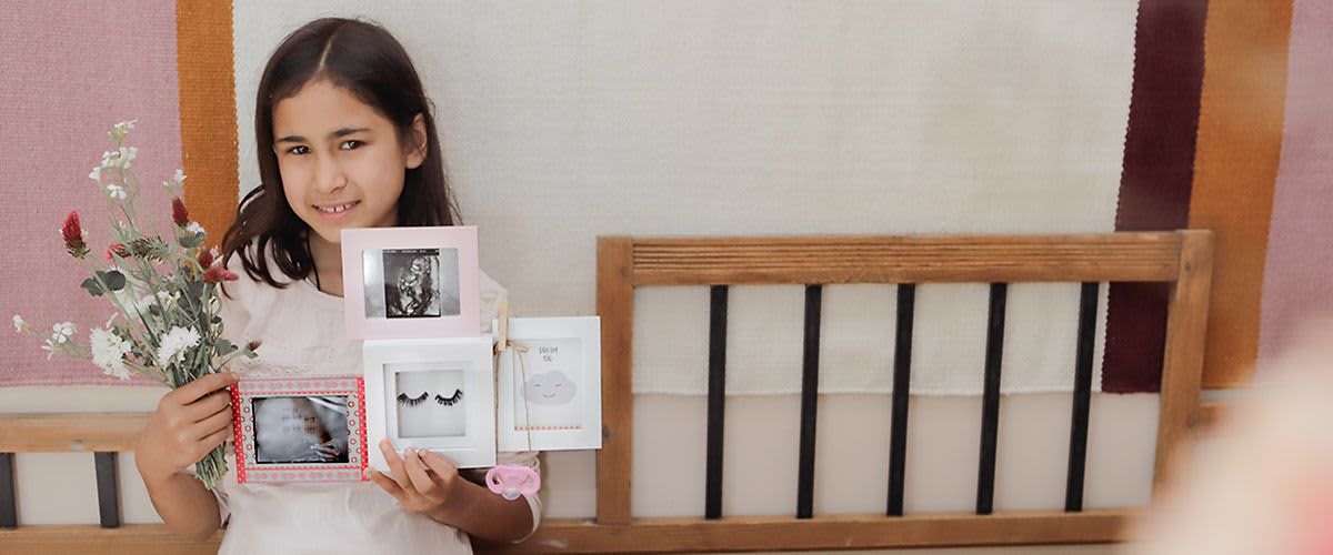 Ideja za poklon koju donosi blogerica Titantin -  DIY okvir za slike. 