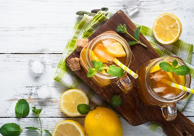 Recepti za ledeni čaj koji će osvježiti svaku ljetnu zabavu 