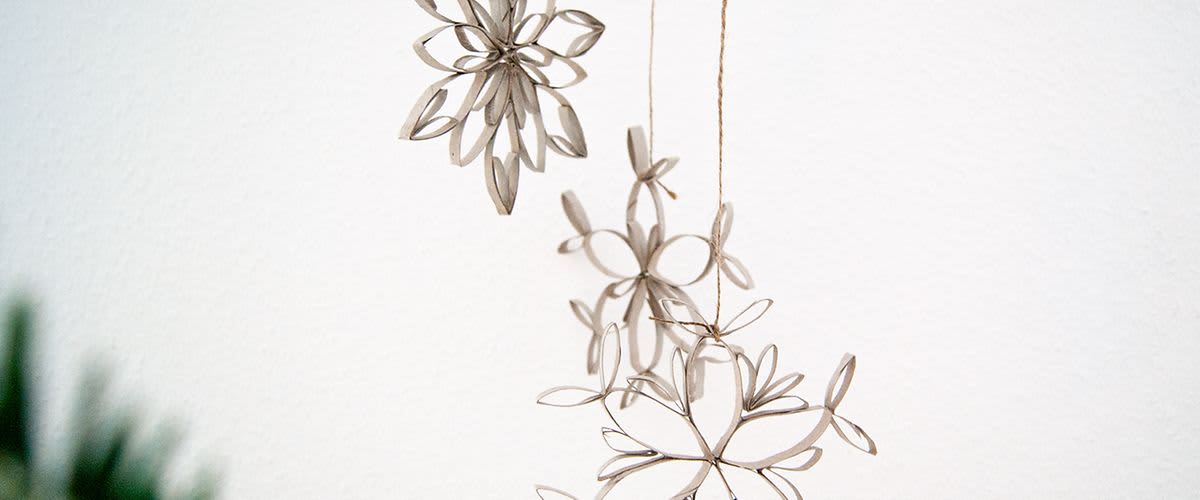 Božićna zvijezda od wc papira