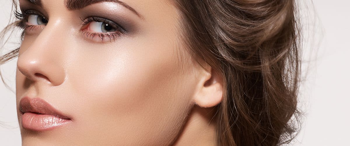 Pravilno nanesite highlighter