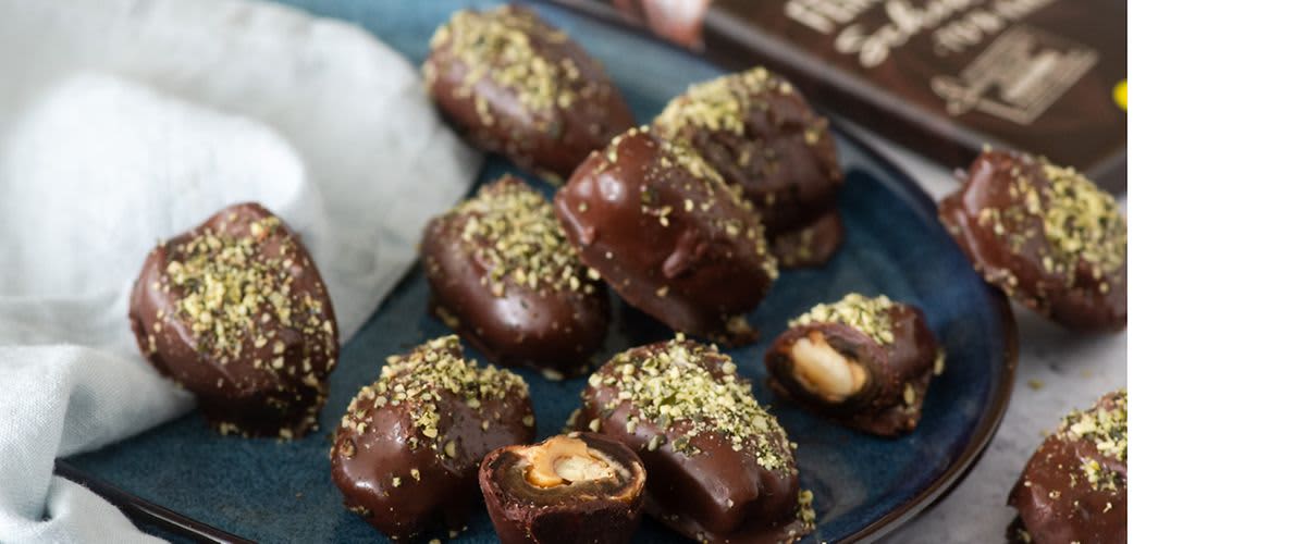 Punjene čokoladne datulje