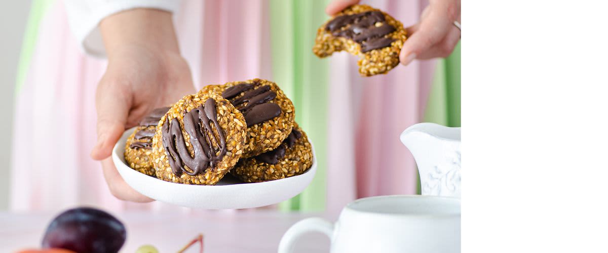 Keksi za doručak sa zlatnim lanenim sjemenkama