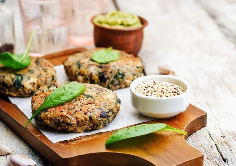 Veganski zamjenski proizvodi za meso mame za roštilj