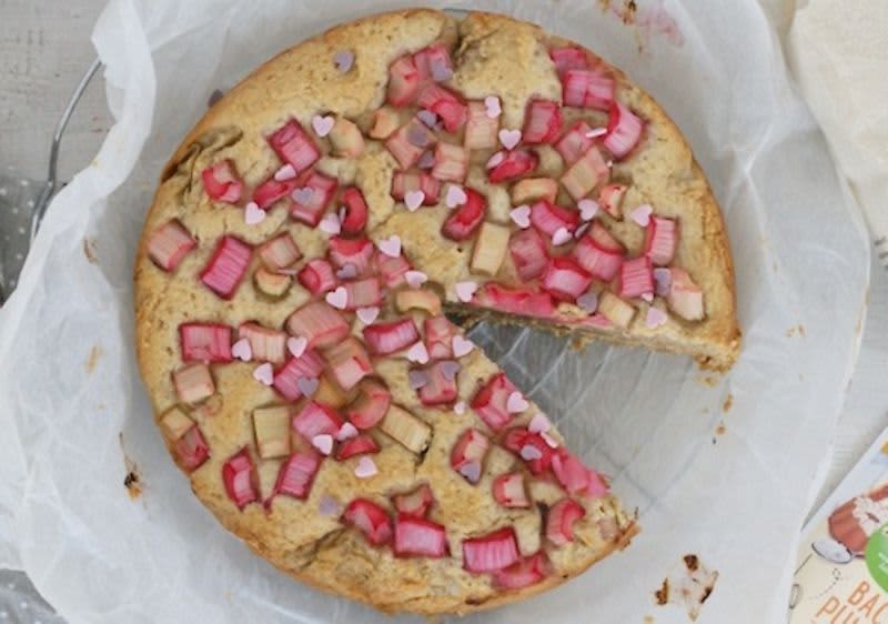 Rebarbarás sütemény anyák napjára