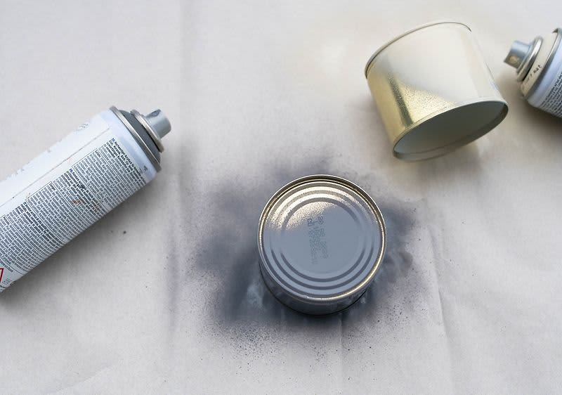 Leszúrható lámpa konzervdobozból