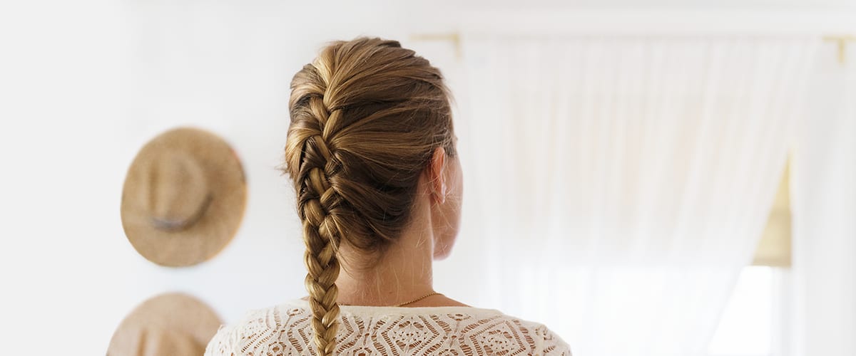 Így készíthet francia copfot