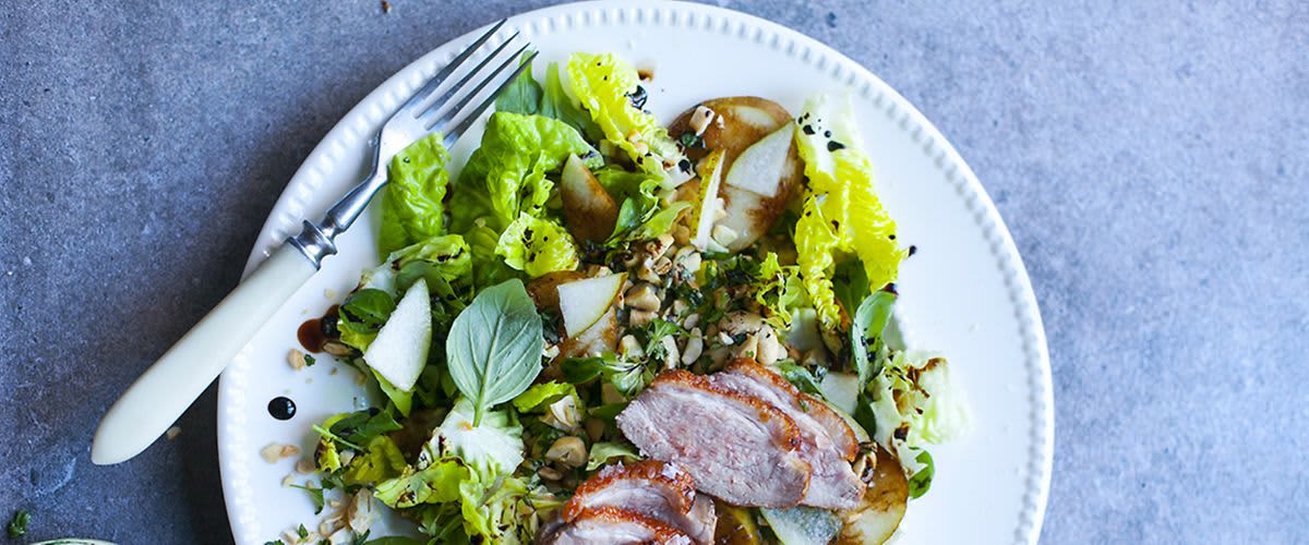 Kacsamelles, körtés, kesudiós zöldsaláta